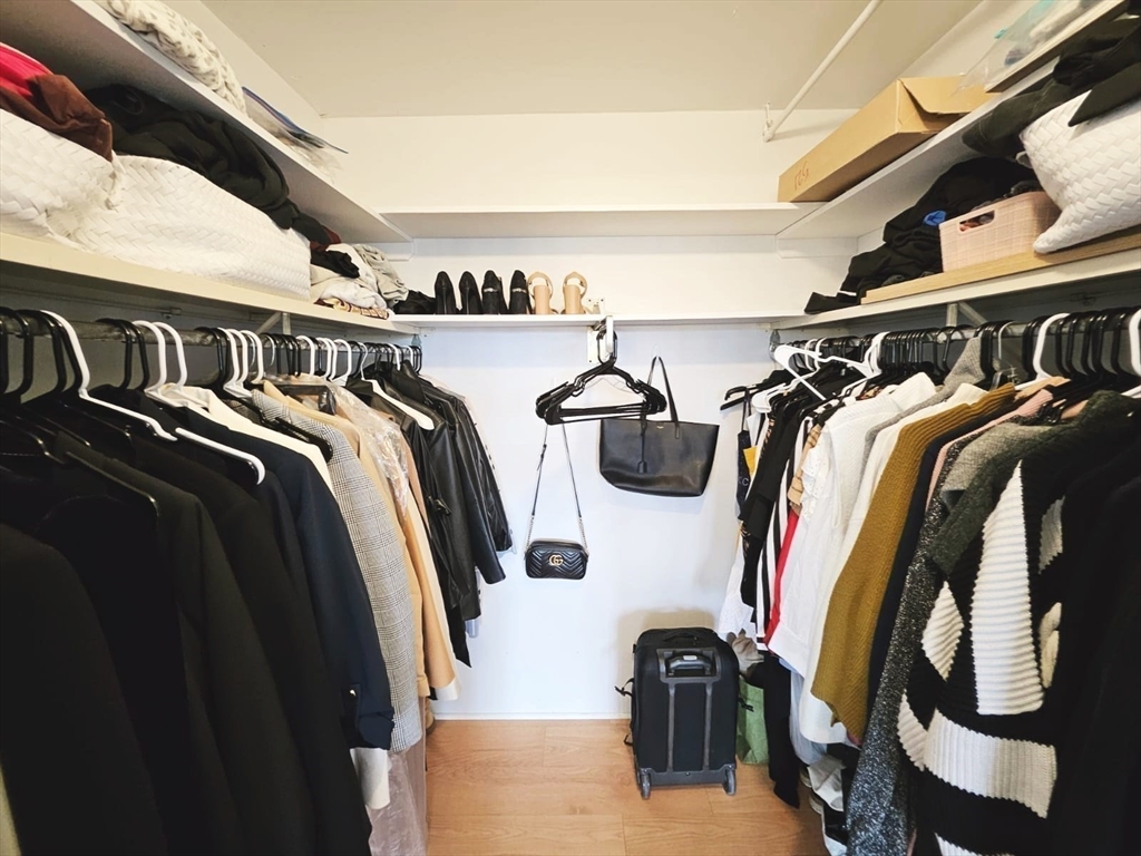 1731 Beacon, Beaconsfield