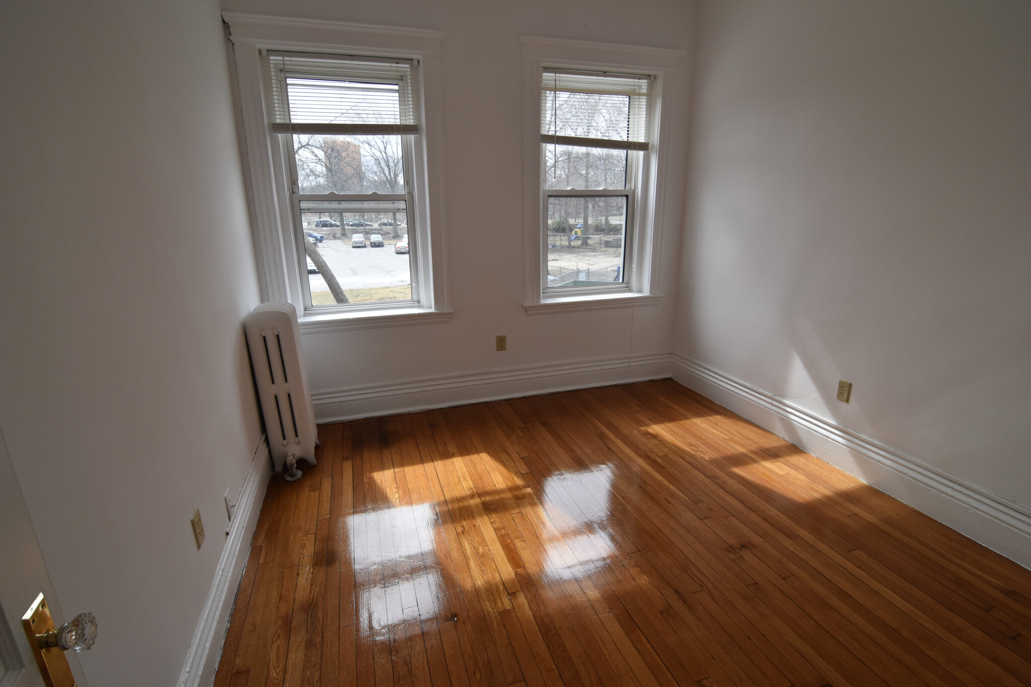 100 Queensberry St, Fenway