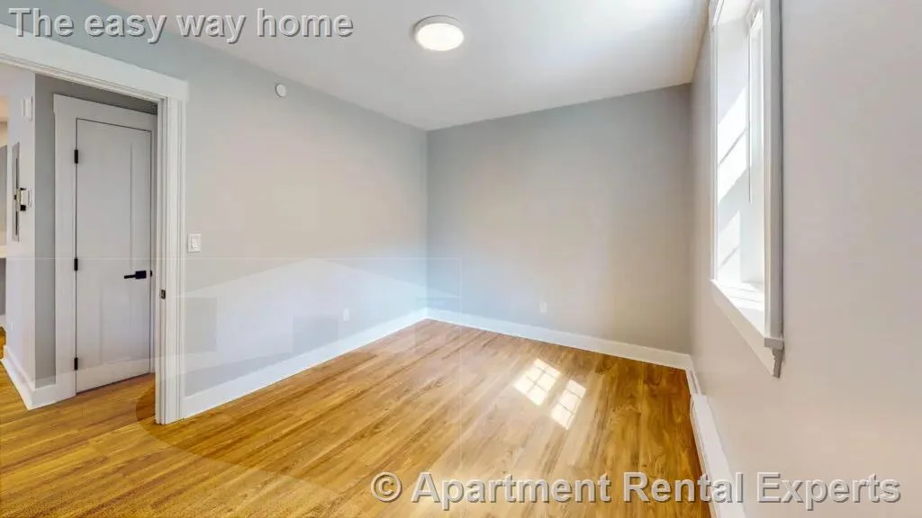 132 Sherman St, North Cambridge