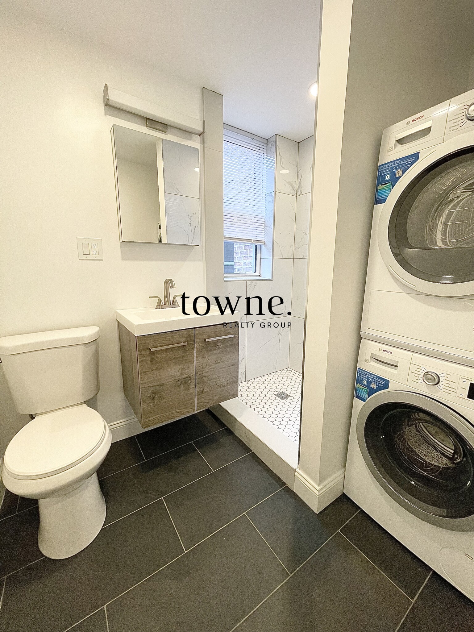 111 Queensberry St, Fenway