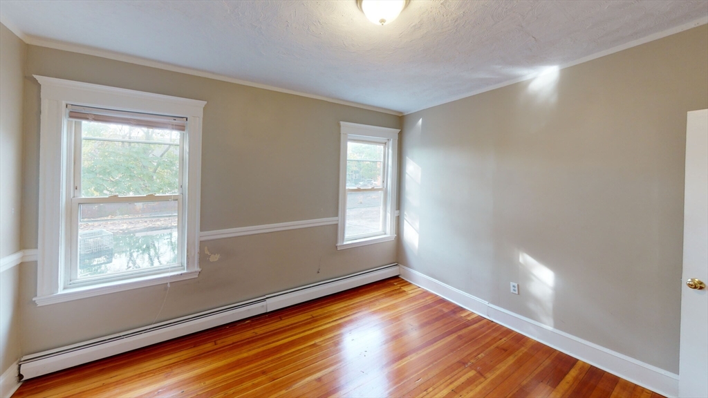 12 Estrella St, Jamaica Plain