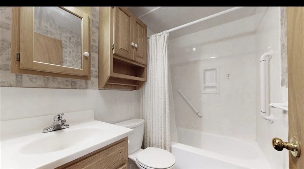 37 Eames St, North Reading