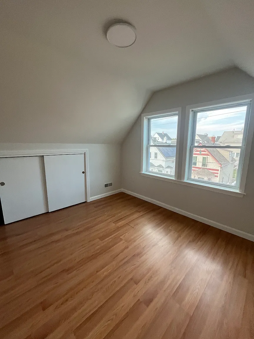 97 Bradstreet Ave, Revere