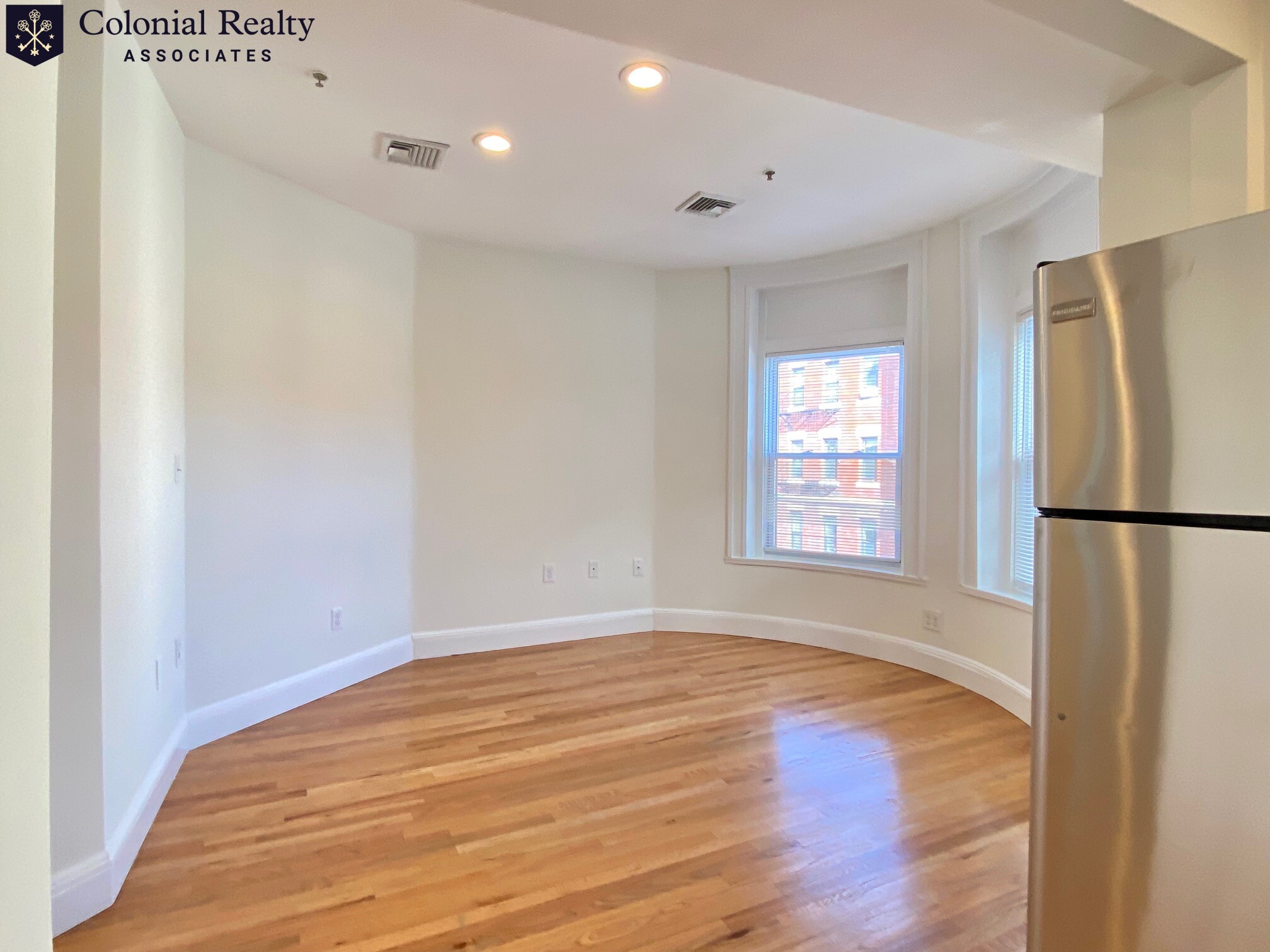 10 Brainerd Rd, Allston