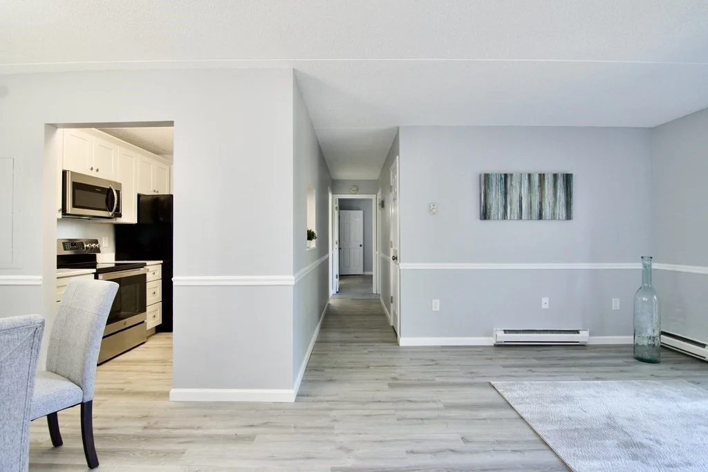 22 Maple Crest Cir, Holyoke