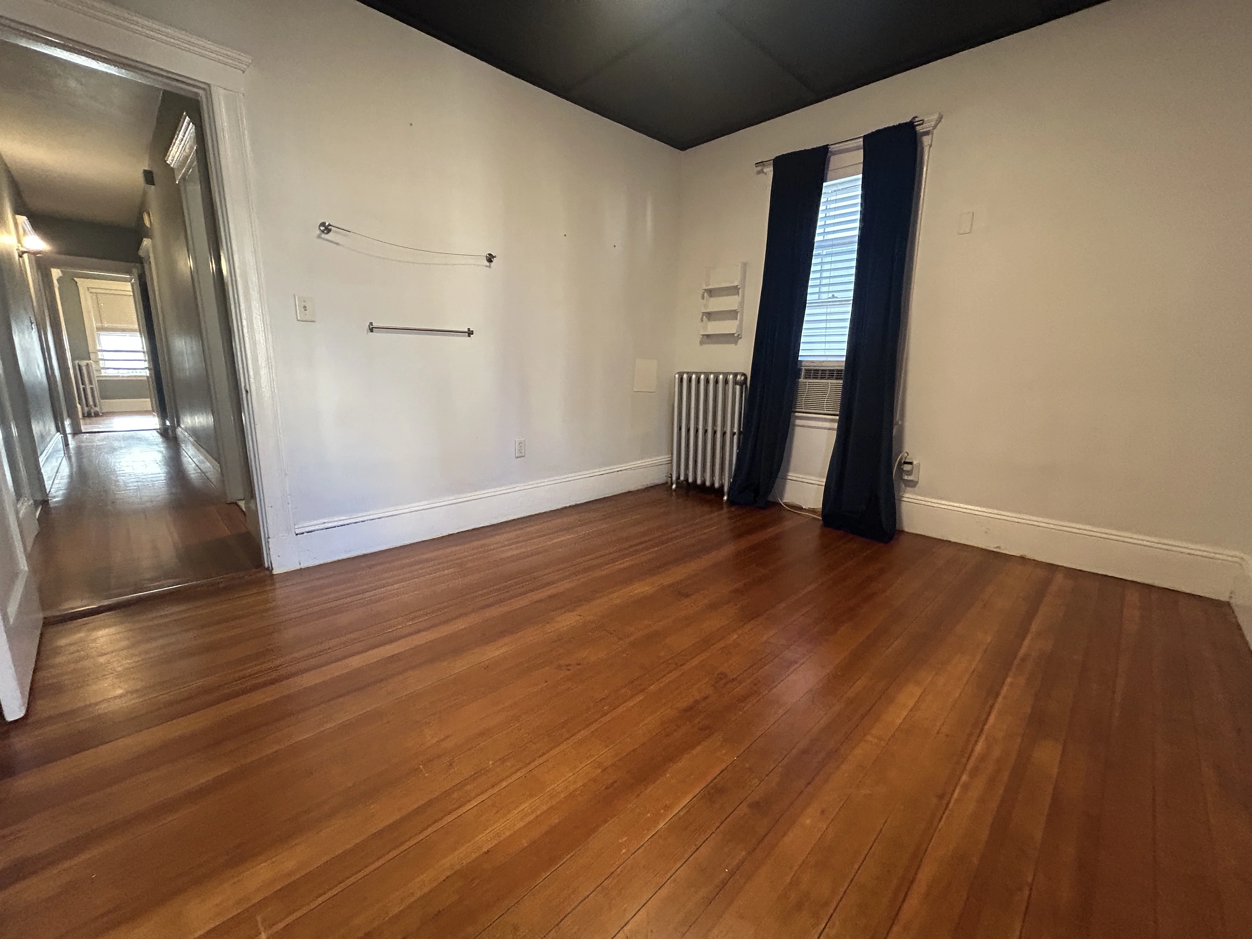 32 Iffley Rd, Jamaica Plain