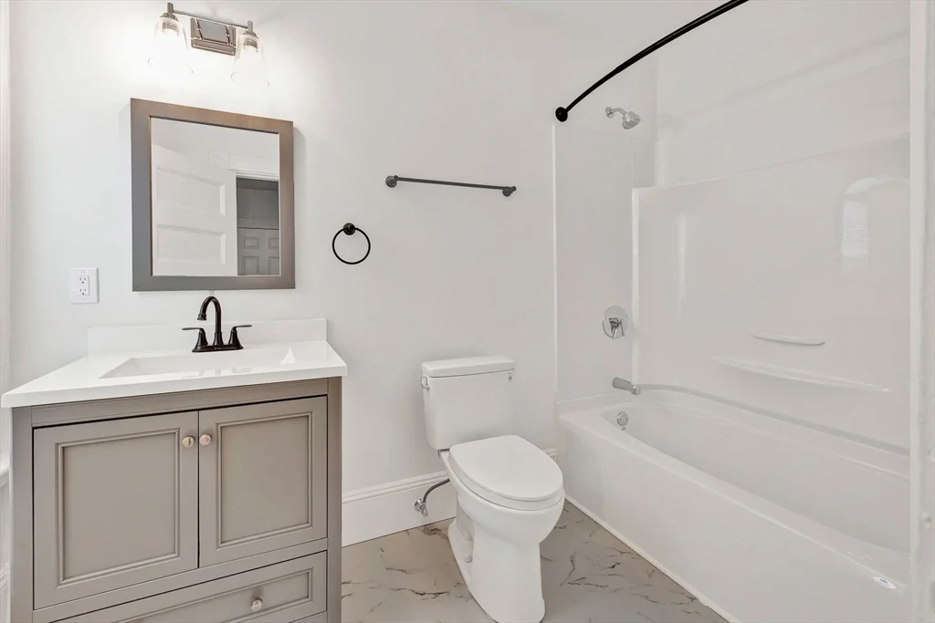 864 Huntington Ave, Mission Hill