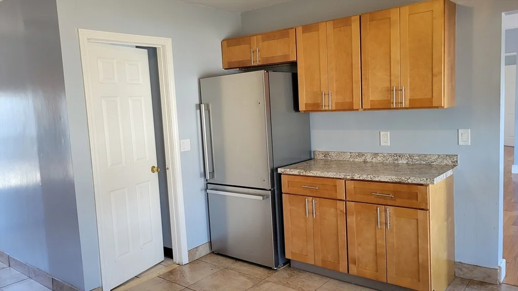 96 Pleasant St, Marlborough