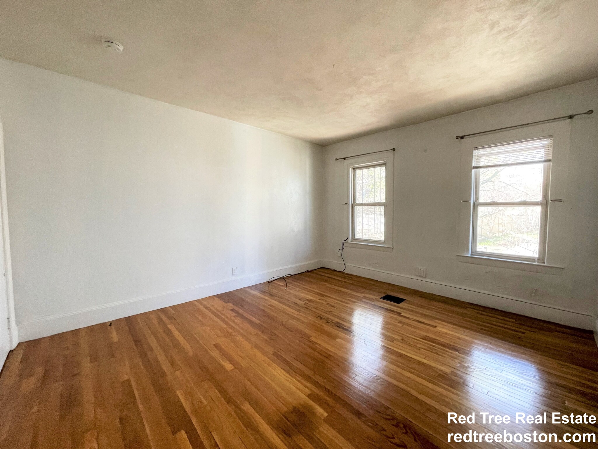 8 Sewall St, Mission Hill