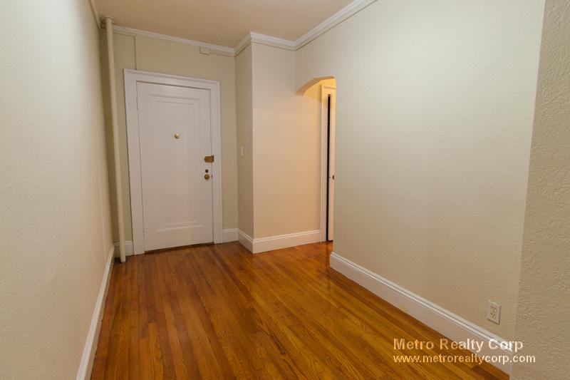 85 Strathmore, Brighton