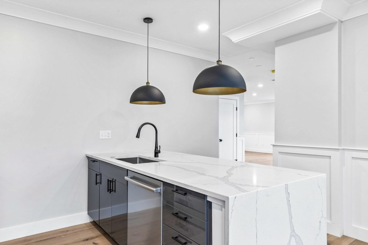 300 Somerville Ave, Ward Two