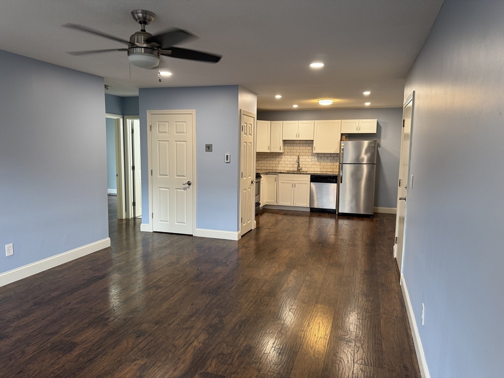 250 Nesmith St, Belvidere