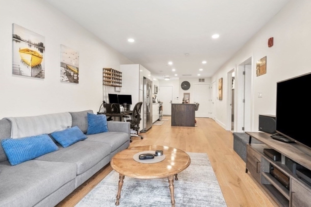 250 Meridian St, East Boston