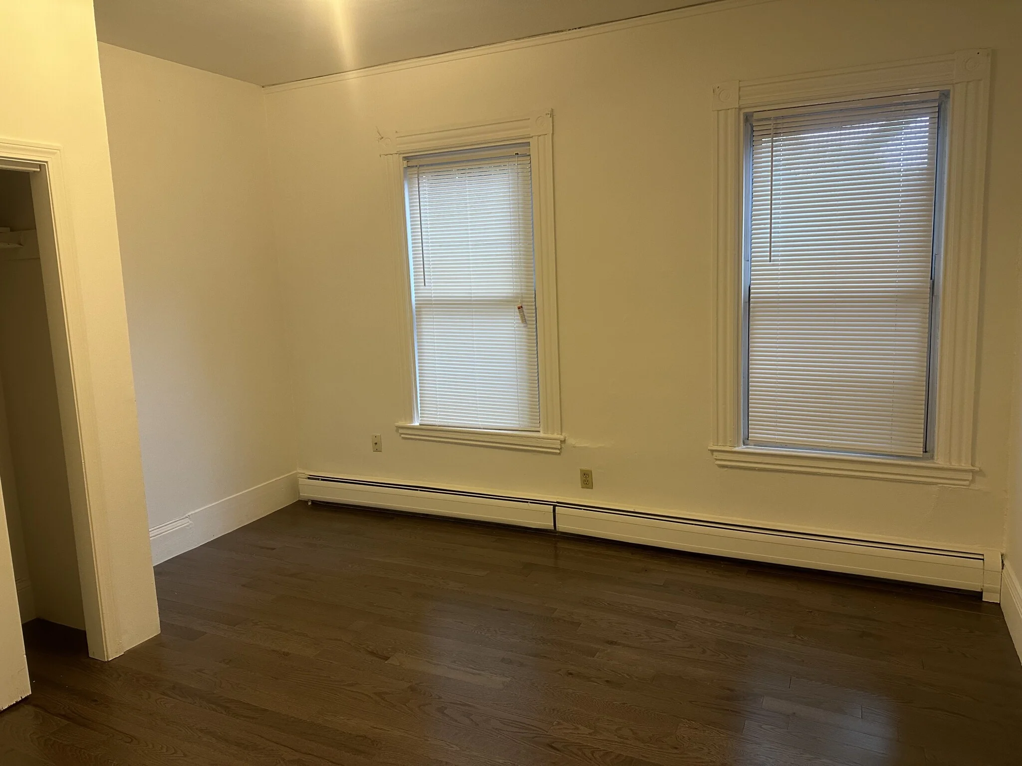 509 Medford St, Magoun Square