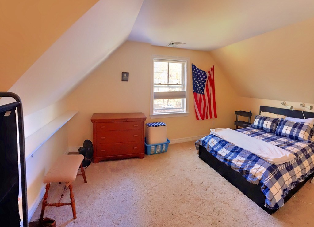 272 Lamartine St, Jamaica Plain