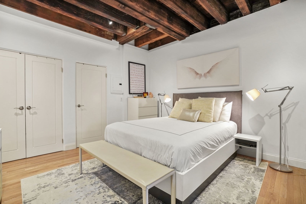 28-32 Atlantic Ave, Waterfront