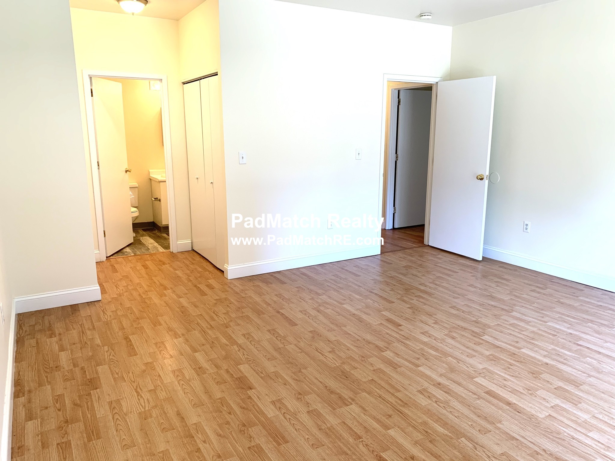 650 Columbus Ave, Roxbury