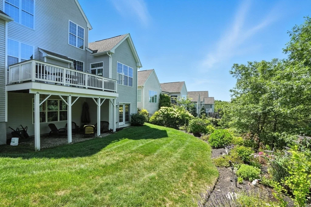 8 Skipping Stone, Plymouth