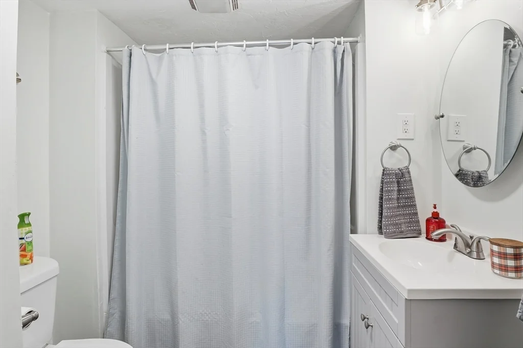 10 Franklin St, West Medway