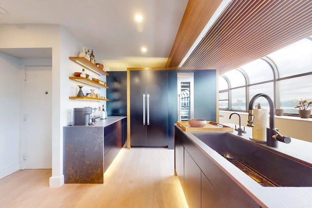 270 Beacon St, Back Bay