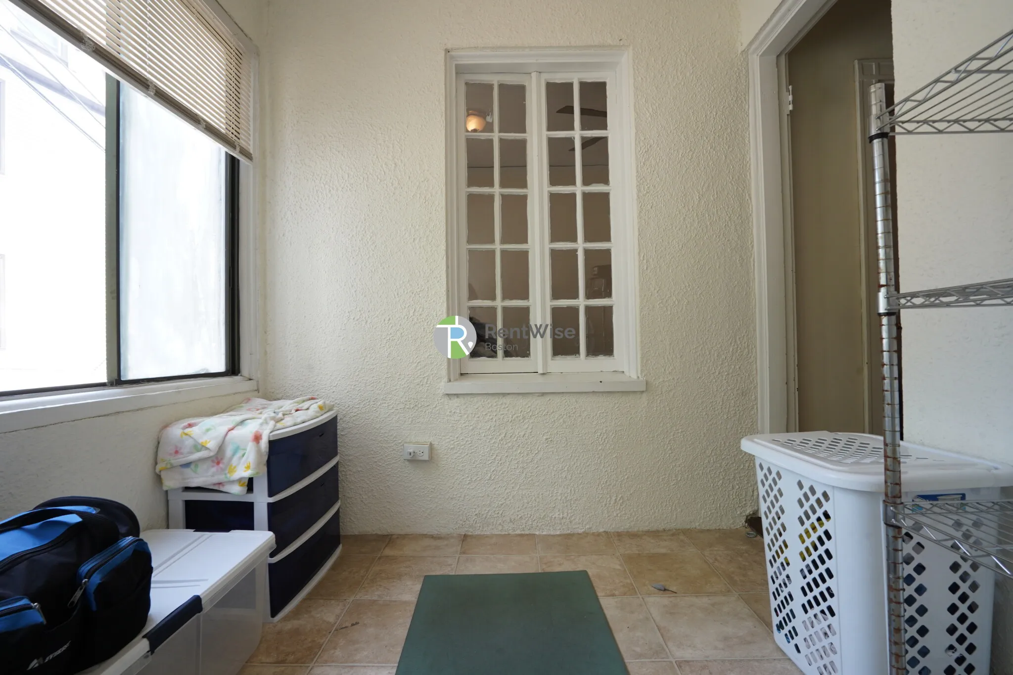 230 Walnut St, Newtonville