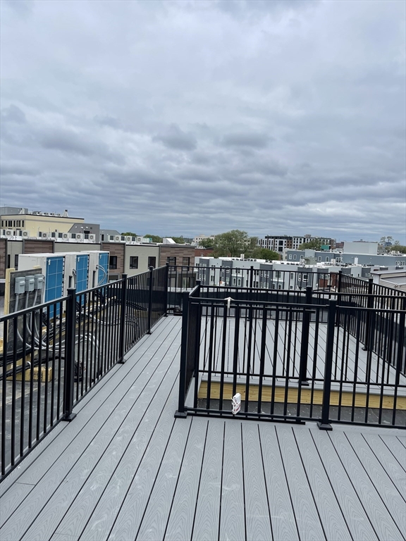 78 Gates St, South Boston