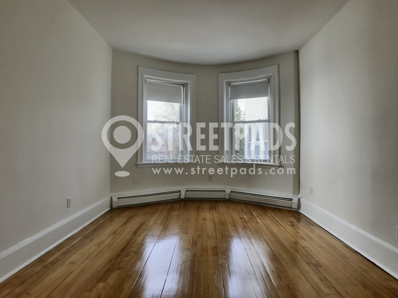 19 Fairbanks St, Griggs Park