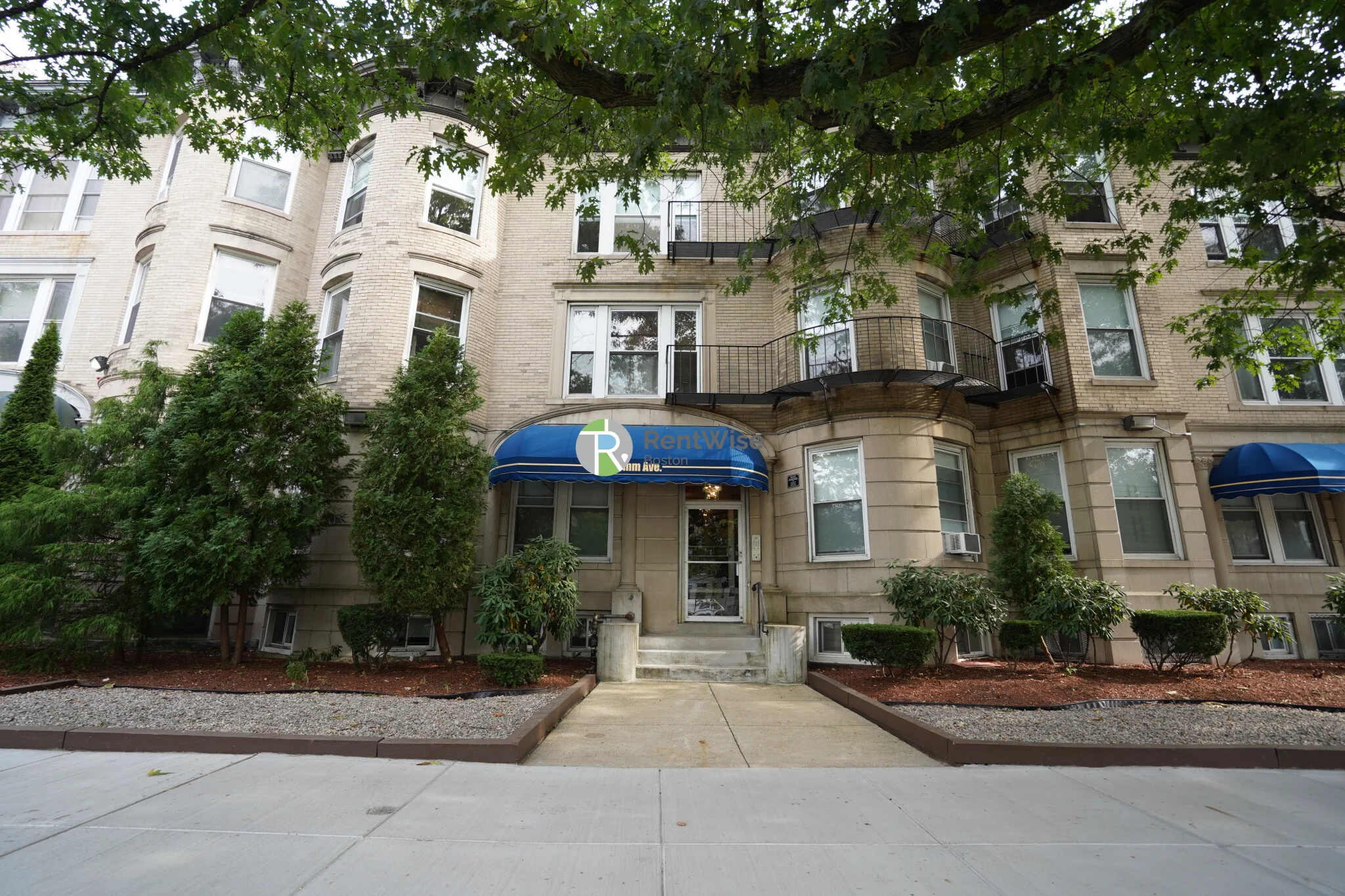 1124 Commonwealth Ave, Allston