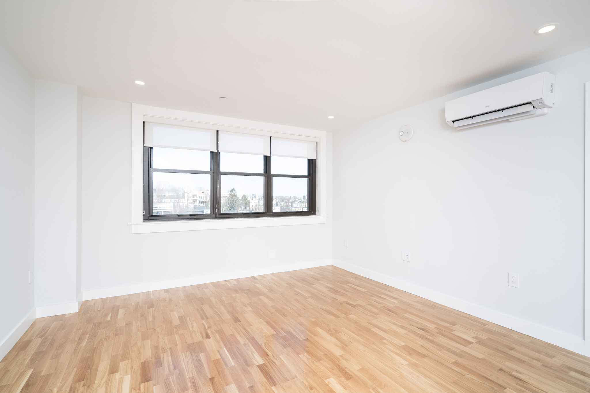 1410 Columbia Rd, South Boston