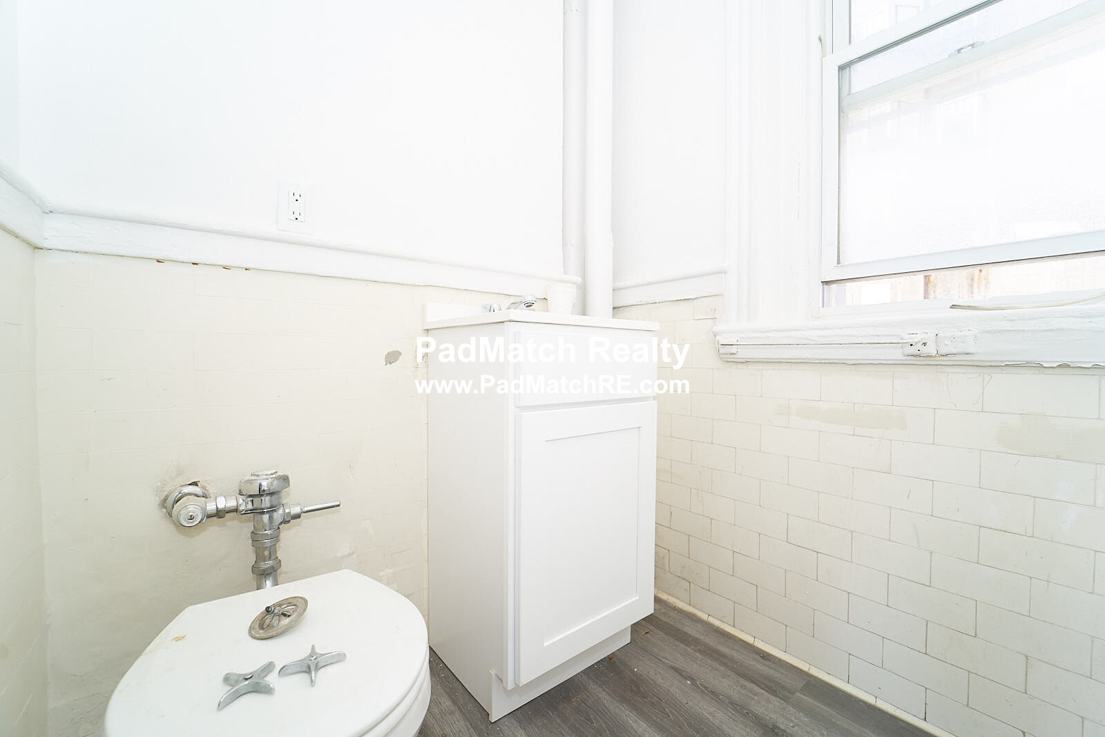 1185 Boylston St, Fenway