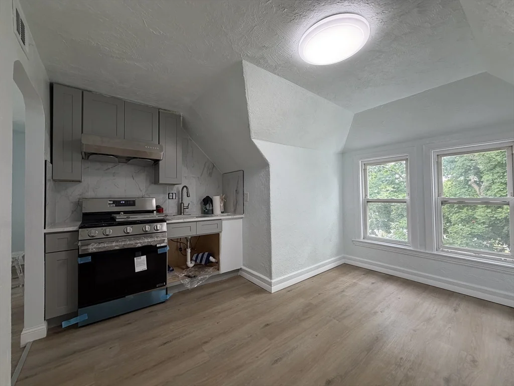 3886-3888 Washington St, Roslindale