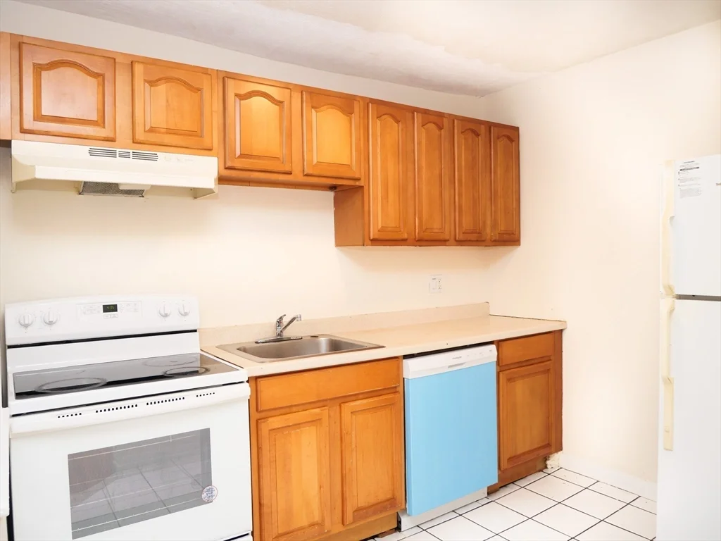 1027 Commonwealth Ave, Allston