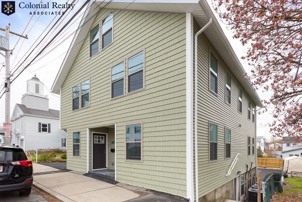 478 Fulton St, Medford