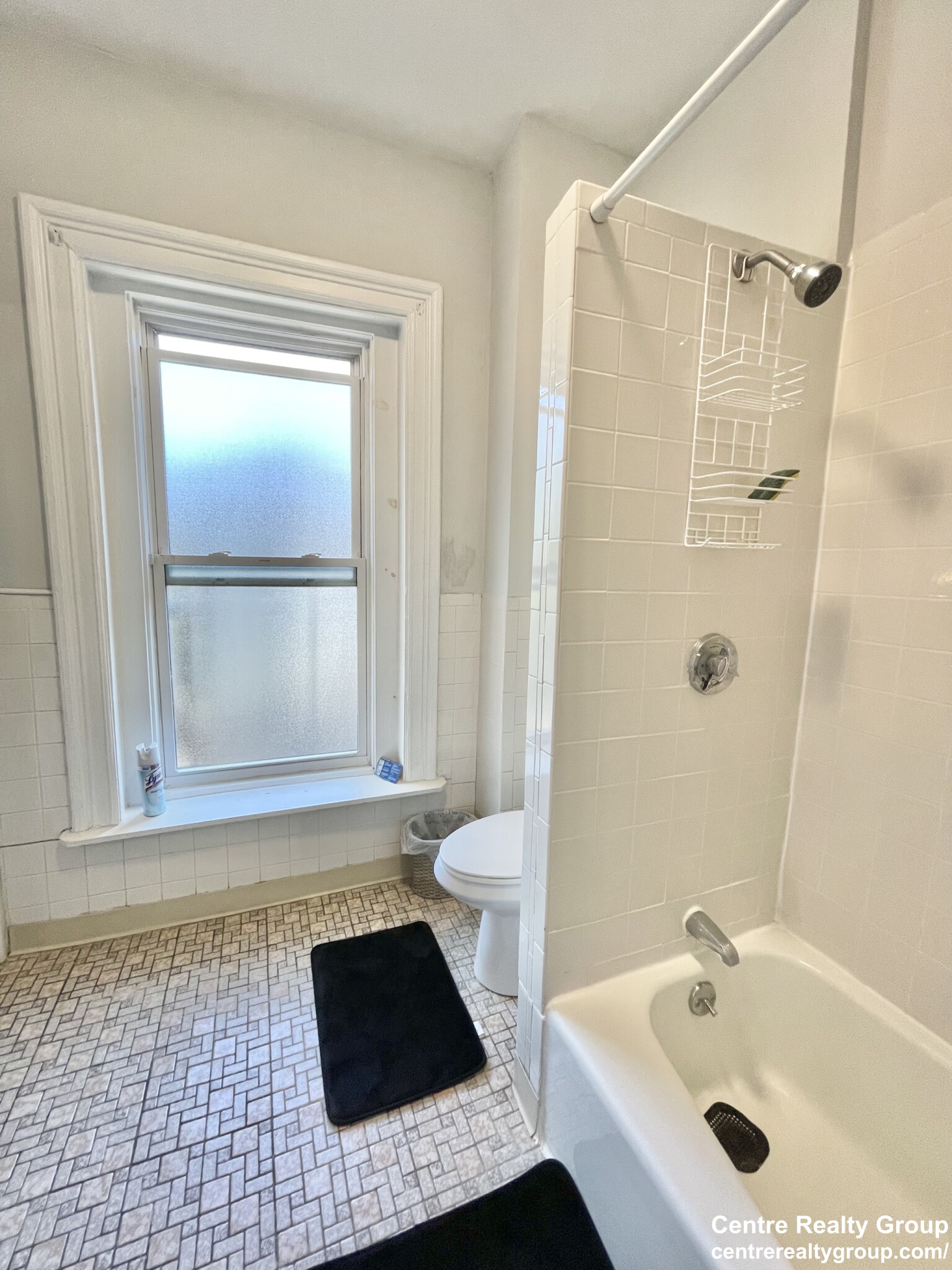 94 Mount Pleasant Ave, Roxbury
