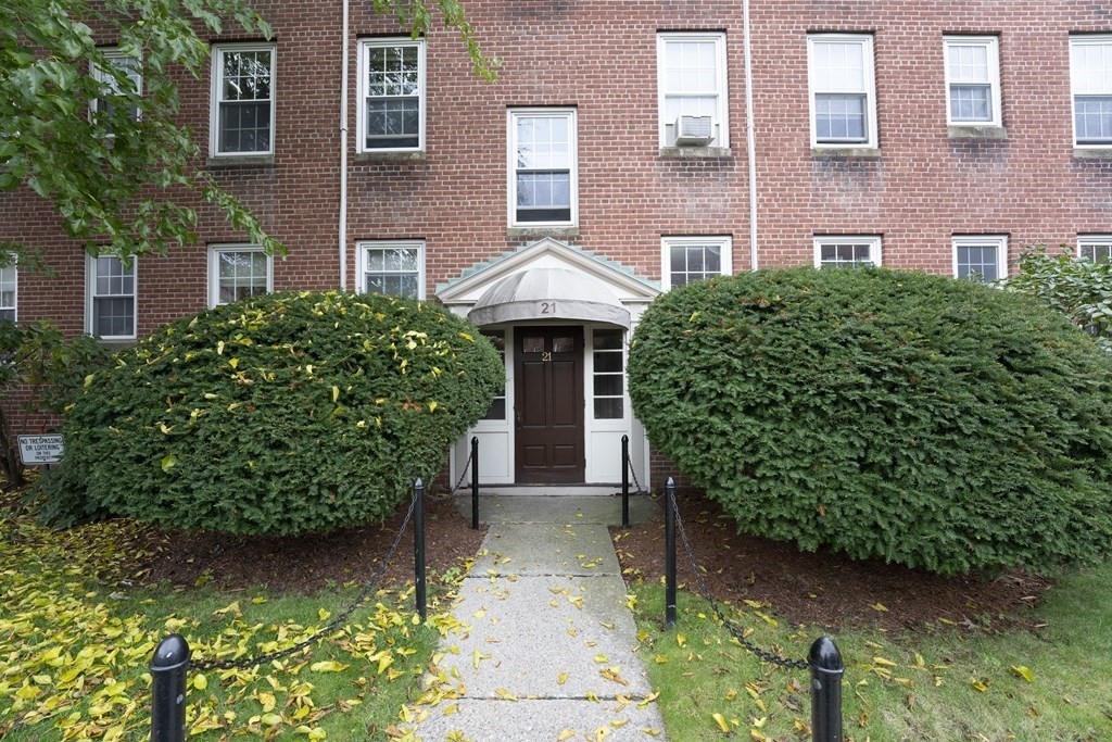 21 Englewood Ave, Salisbury Road - Corey Farm