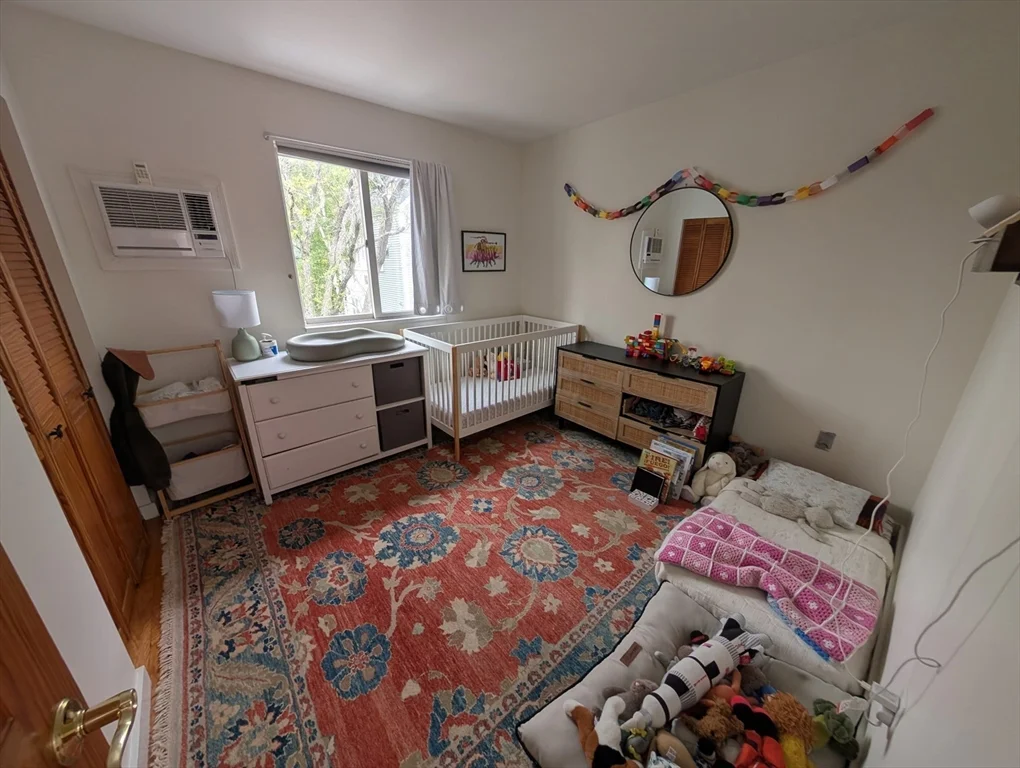 5 Fort Washington Pl, Cambridgeport