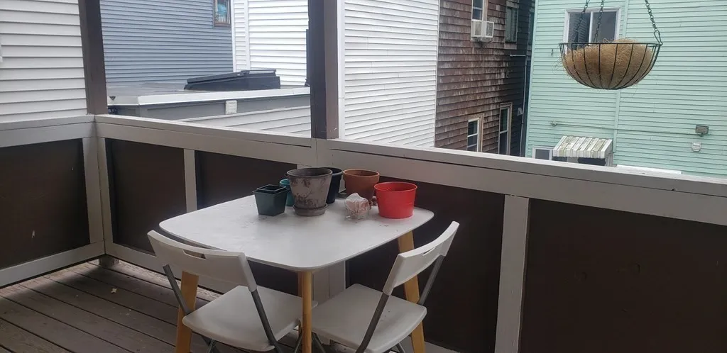 473 Sumner St, East Boston