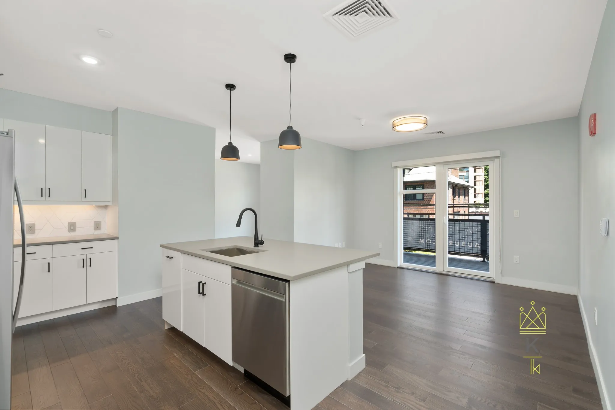 54 Auburn St, Coolidge Corner
