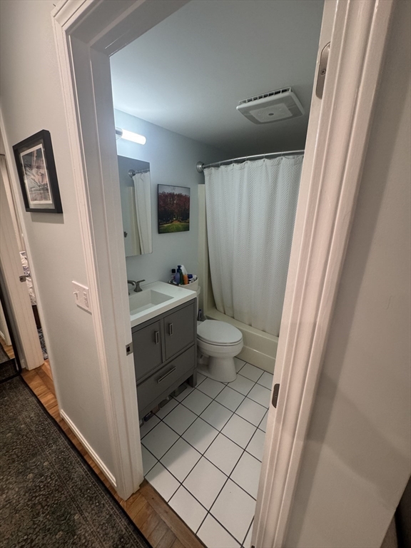 100 E Brookline St, South End