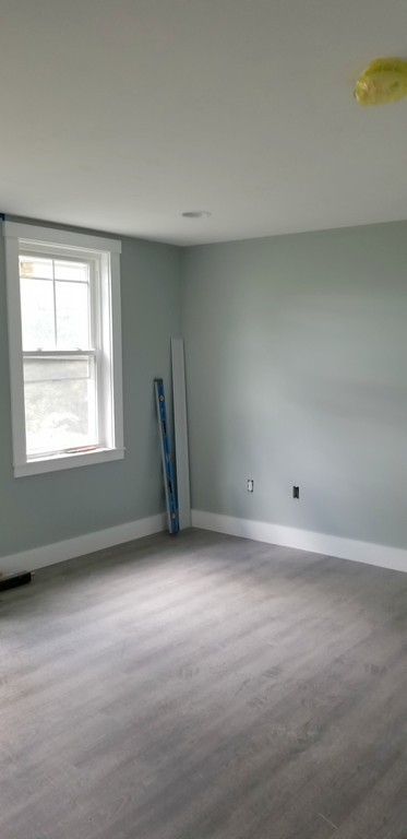 51 Moore Rd, New Braintree