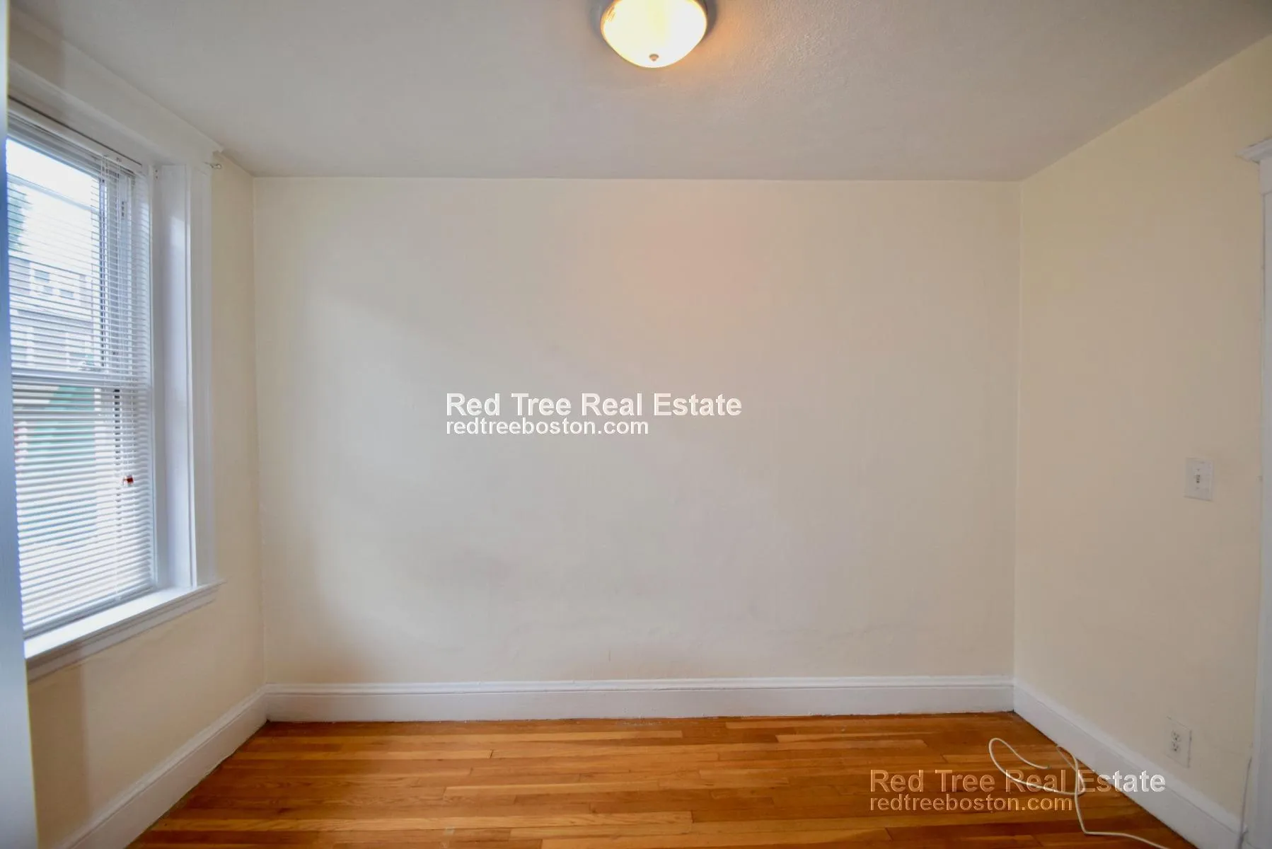 5 Barrows St, Allston