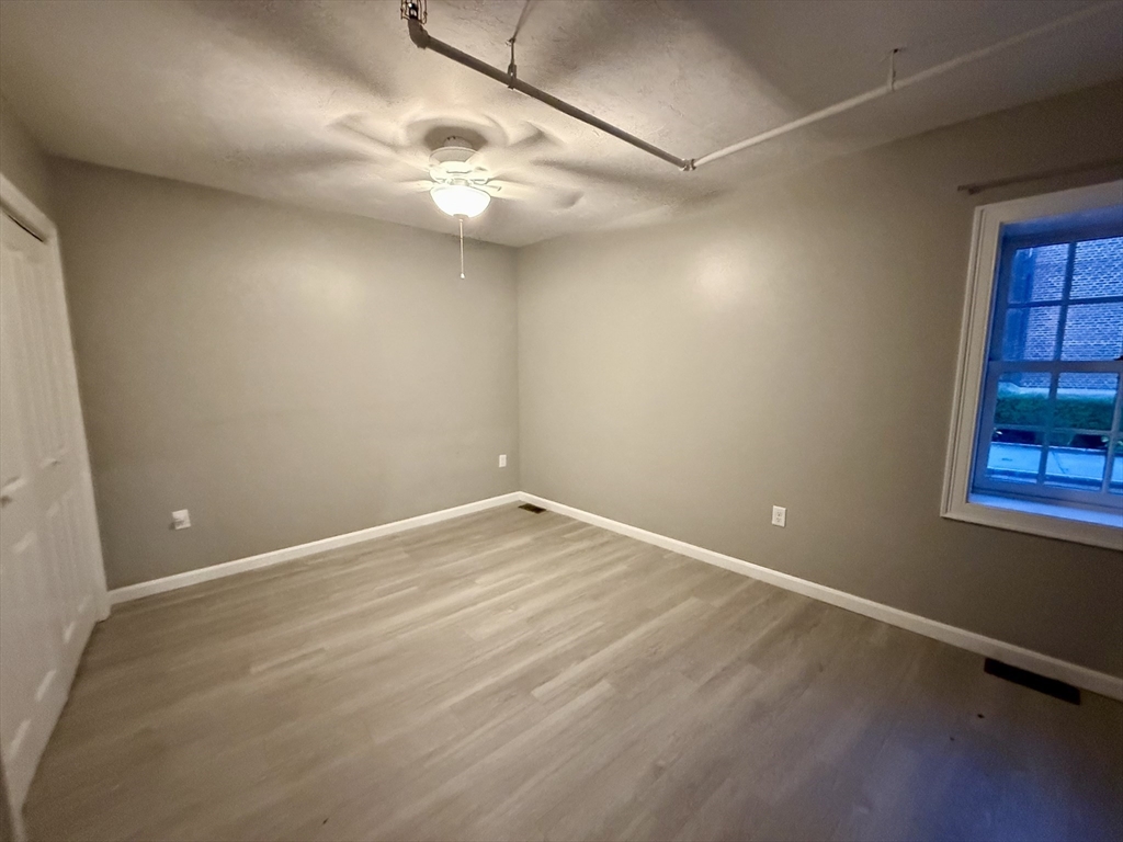 10 Leyden St, Downtown