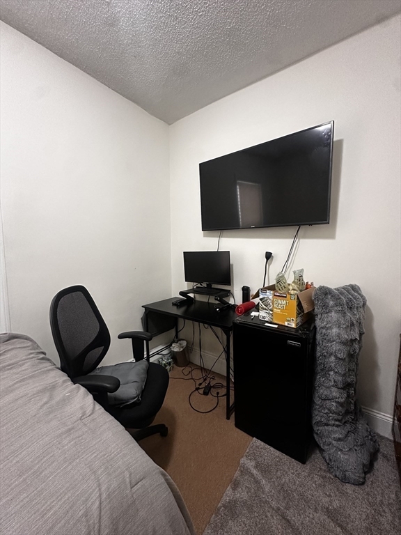 235 Charles St, East Cambridge