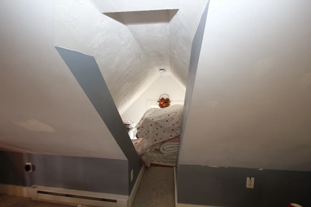 24 Arlington Rd, Woburn