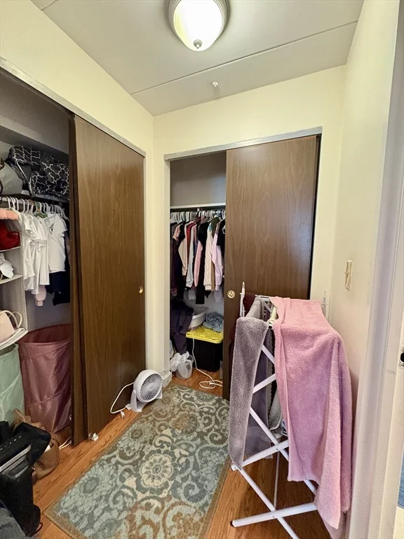 125 Pleasant St, North Brookline