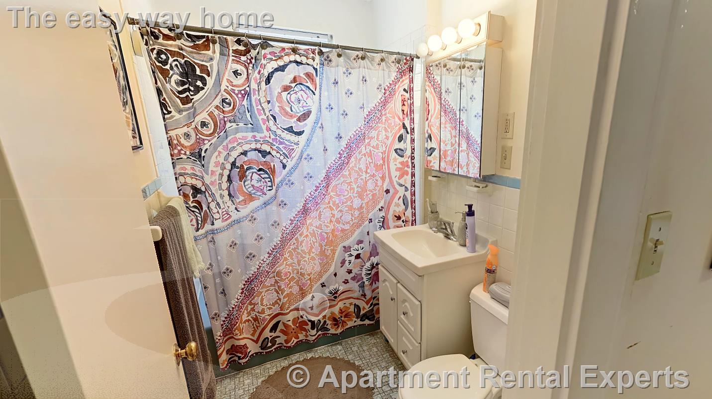 402 Highland Ave, Davis Square