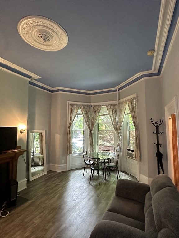 7 Hereford, Back Bay