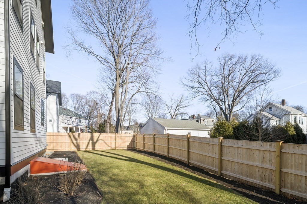 70 Walker St, Newtonville