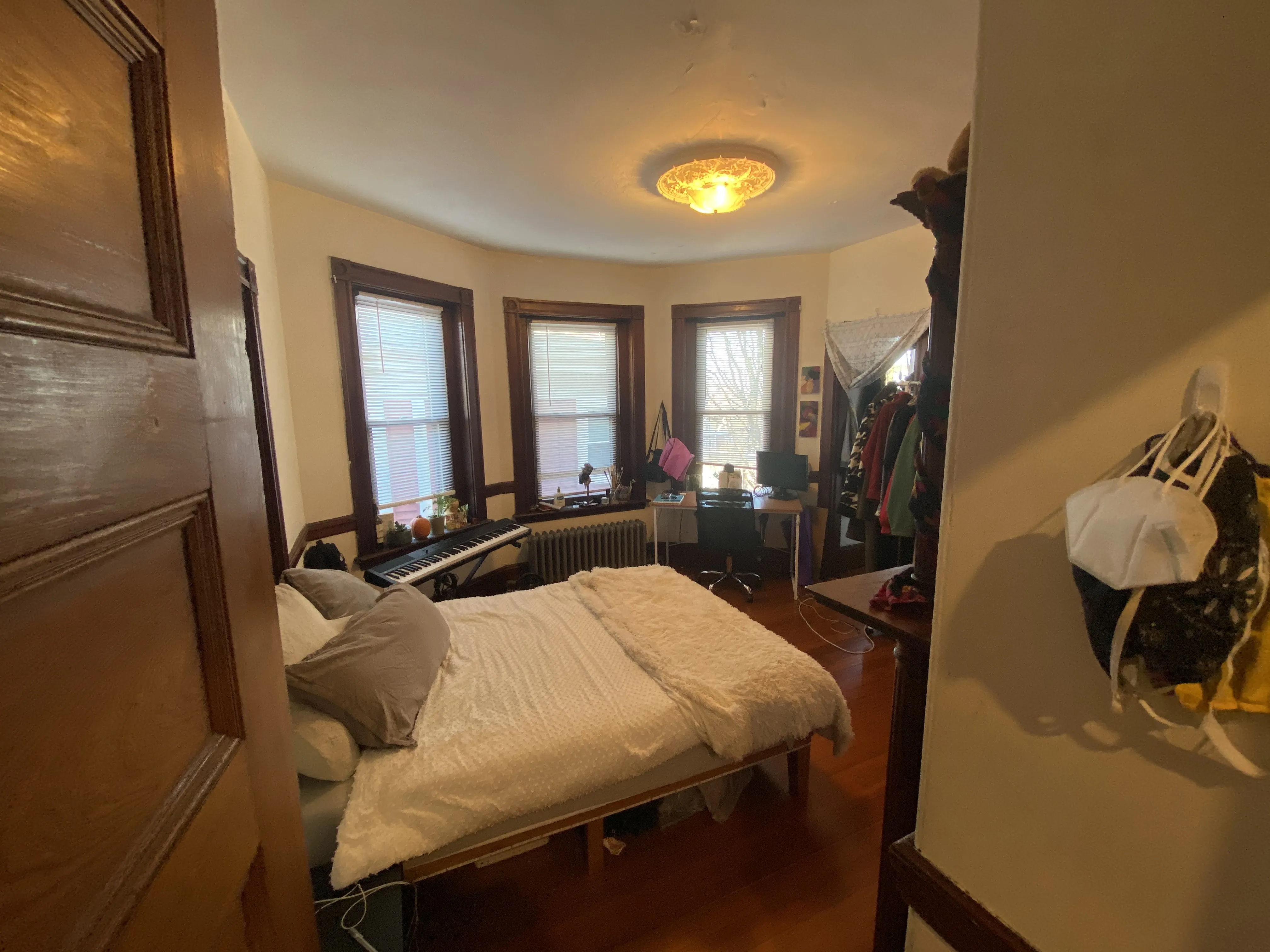 174 Saint Alphonsus St, Mission Hill