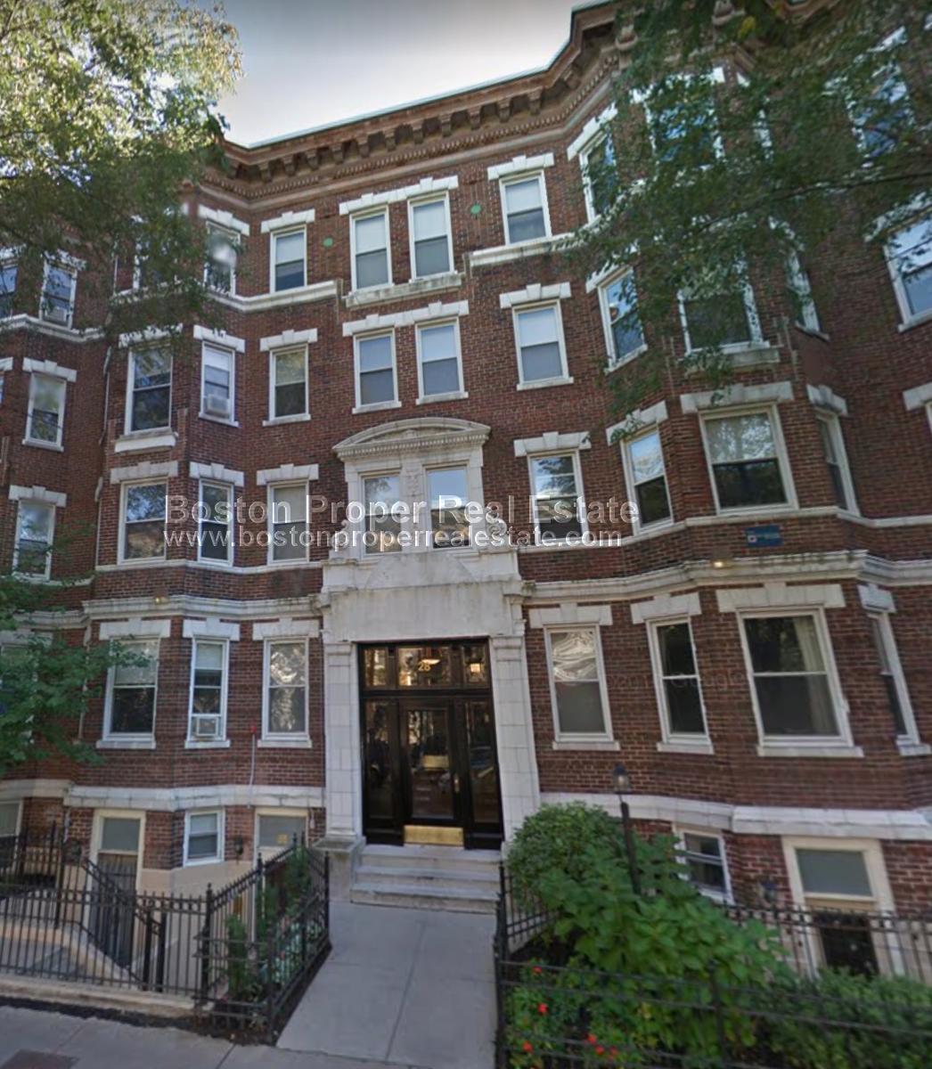 20 Queensberry St, Fenway